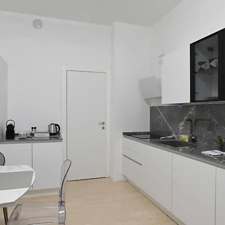 L'arche Ippodromo * מילאנו