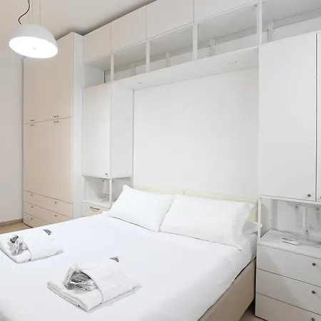 L'arche Ippodromo * מילאנו