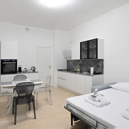 L'arche Ippodromo * מילאנו