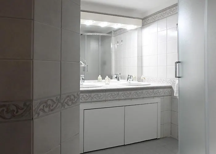 L'arche Ippodromo * מילאנו